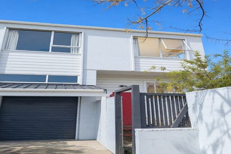 Photo of property in 6 Wadeley Road, Ilam, Christchurch, 8041