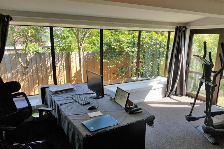 Photo of property in 79 Hinau Street, Riccarton, Christchurch, 8041