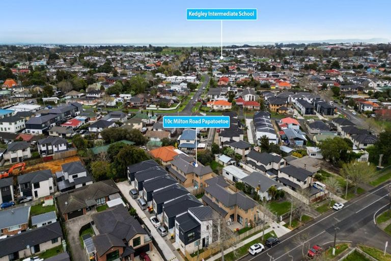 Photo of property in 10c Milton Road, Papatoetoe, Auckland, 2024