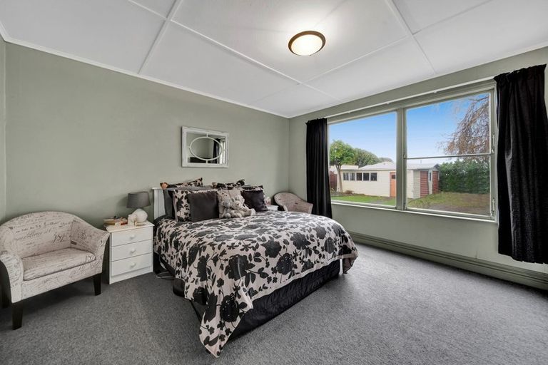 Photo of property in 61 Turuturu Road, Hawera, 4610
