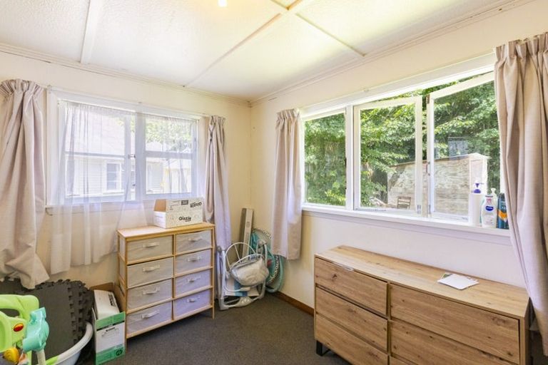 Photo of property in 16 Great North Road, Waipawa, 4210