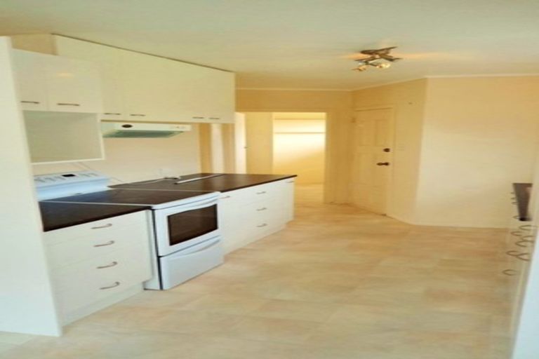 Photo of property in 37 Dagenham Street, Manurewa, Auckland, 2102