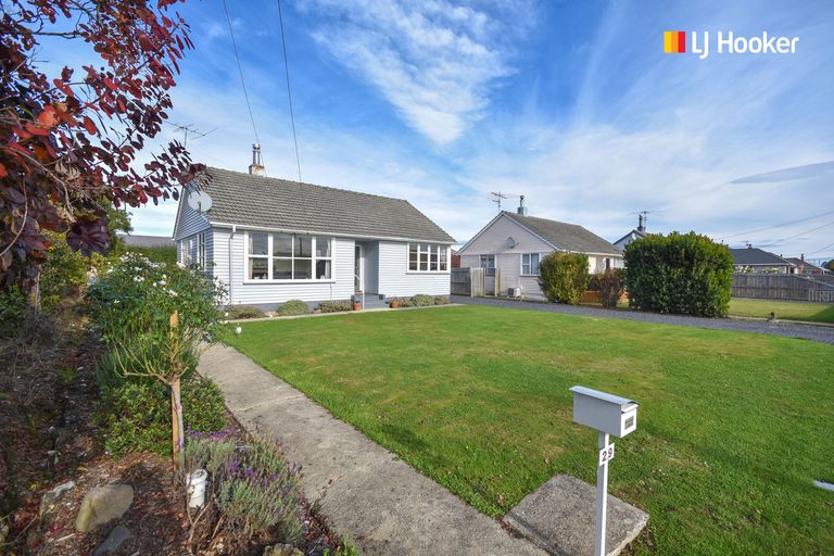Photo of property in 29 Doon Street, Mosgiel, 9024
