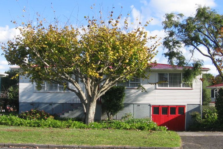 Photo of property in 27 Beaumonts Way, Manurewa, Auckland, 2102
