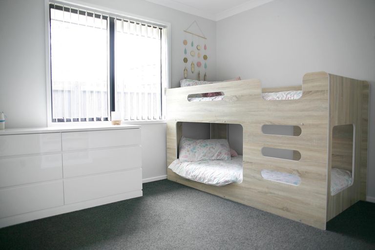 Photo of property in 33 Sunningdale Street, Wattle Downs, Auckland, 2103