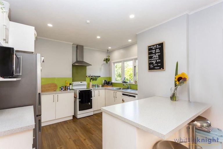 Photo of property in 422 Yaldhurst Road, Russley, Christchurch, 8042