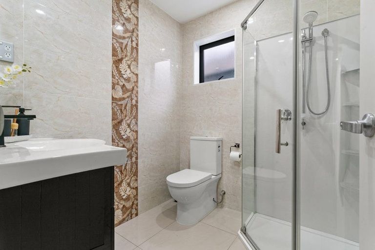 Photo of property in 24 Pah Road, Papatoetoe, Auckland, 2025