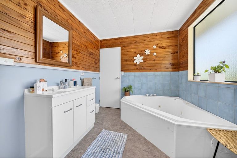 Photo of property in 869 Norfolk Road, Upper Plain, Carterton, 5791
