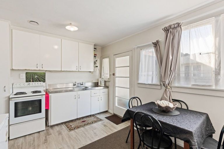 Photo of property in 48 Mouatt Street, Waitara, 4320