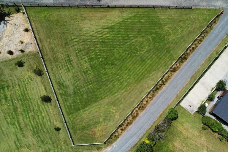 Photo of property in 19a Kakariki Road, Ngunguru, Whangarei, 0173