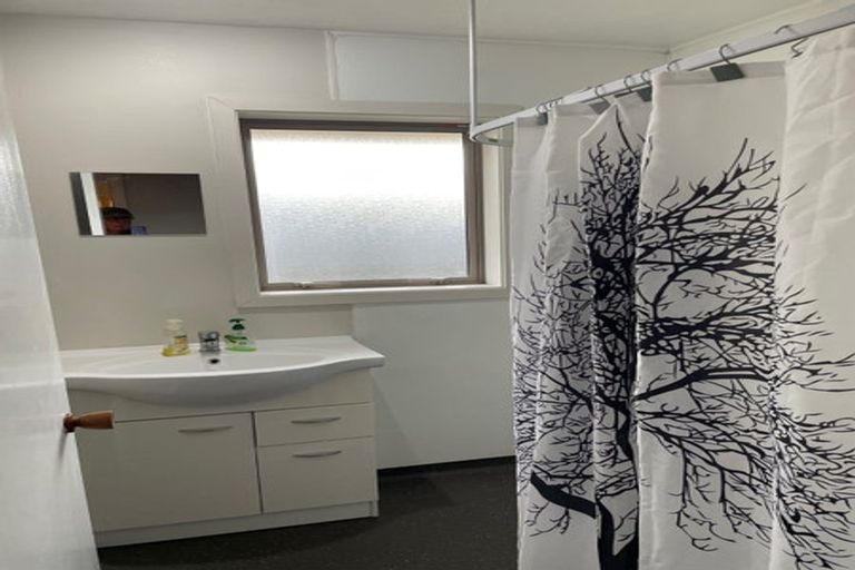 Photo of property in 1/674 Ferry Road, Woolston, Christchurch, 8023