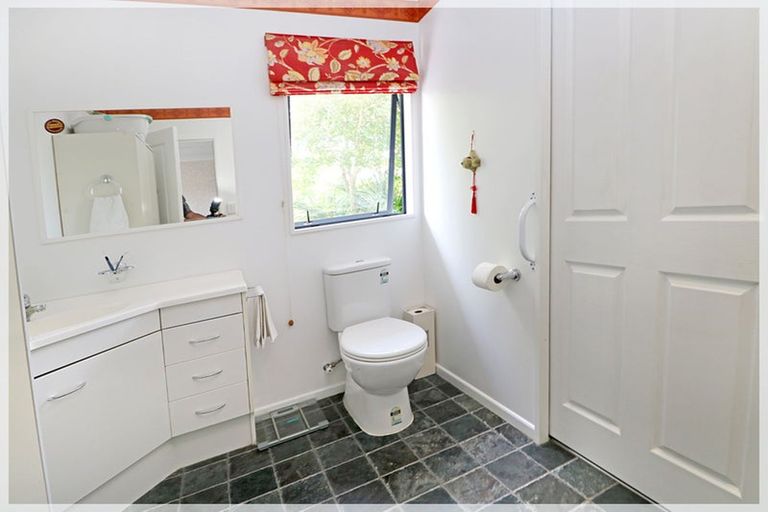 Photo of property in 34a Shortt Street, Foxton Beach, Foxton, 4815