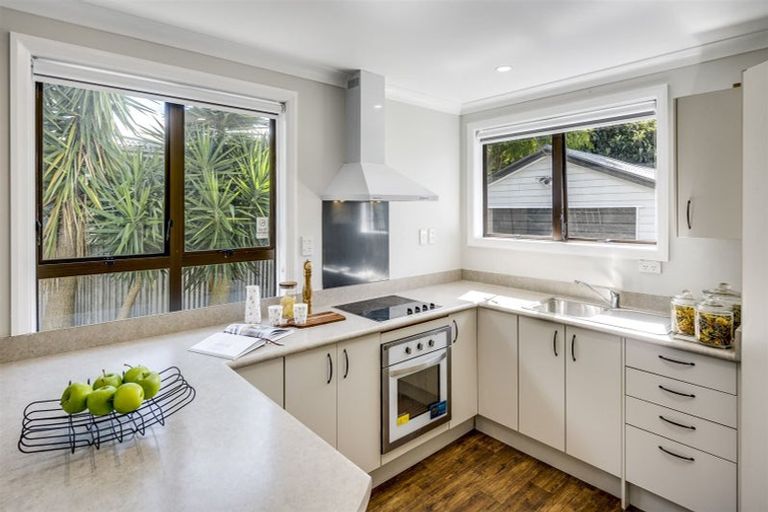 Photo of property in 8 Geddis Avenue, Maraenui, Napier, 4110