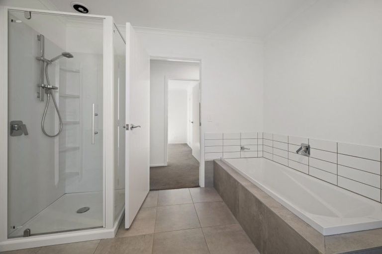 Photo of property in 28 Bastille Court, Rangatira Park, Taupo, 3330