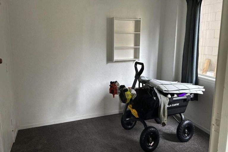 Photo of property in 1/42 Sheridan Drive, New Lynn, Auckland, 0600