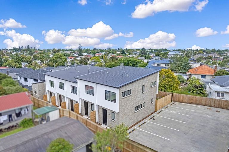 Photo of property in 9/16 Russell Road, Manurewa, Auckland, 2102