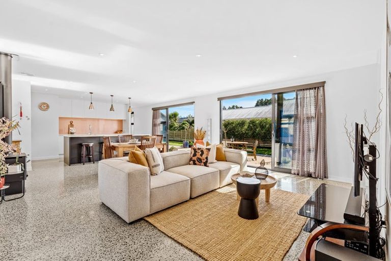 Photo of property in 5 Awanui Crescent, Matakana, Warkworth, 0985