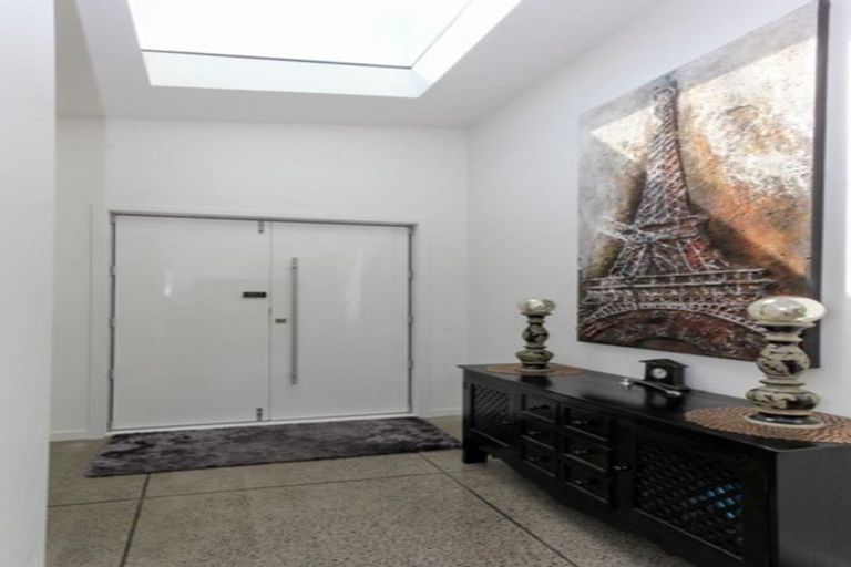 Photo of property in 3 Dolphin Parade, Bell Block, New Plymouth, 4312