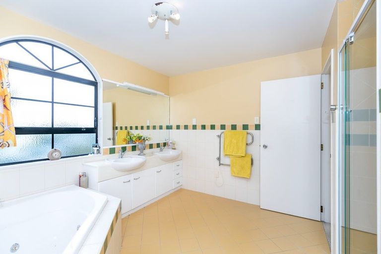 Photo of property in 23 Munro Place, Flagstaff, Hamilton, 3210