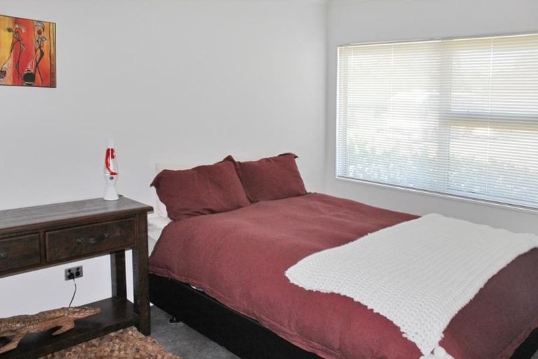 Photo of property in 1 Millbrook Place, Ashhurst, 4810