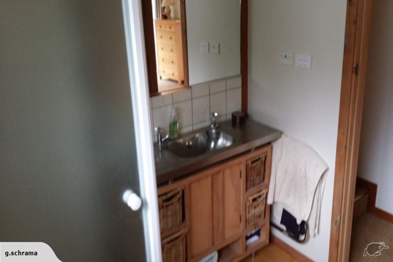 Photo of property in 27 Selwyn Road, Havelock North, 4130