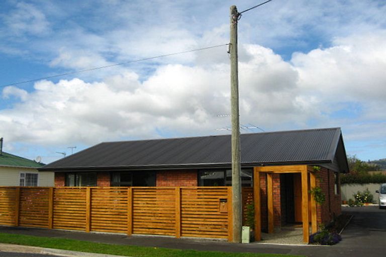 Photo of property in 7b Lanark Street, Mosgiel, 9024