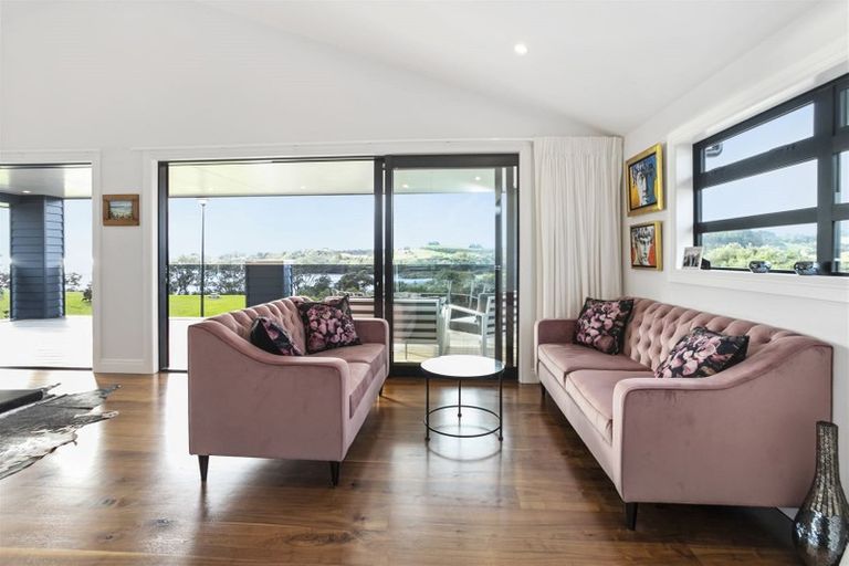 Photo of property in 54 Weatherly Drive, Beachlands, Auckland, 2018