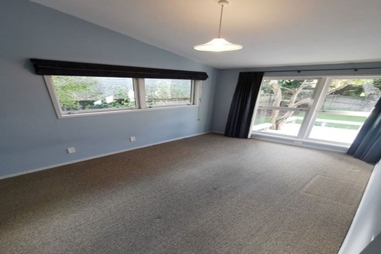 Photo of property in 10 Pennycook Place, Sunnyhills, Auckland, 2010