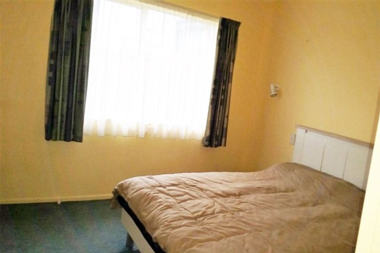 Photo of property in 21 Sheralee Place, Bucklands Beach, Auckland, 2014