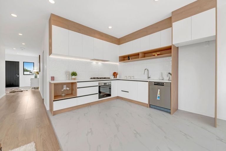 Photo of property in 108 Joseph Street, Flat Bush, Auckland, 2019