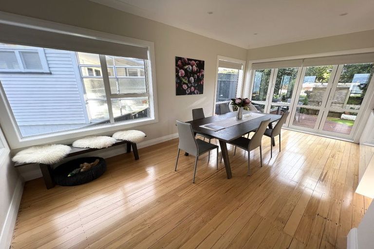 Photo of property in 1 Mandalay Terrace, Khandallah, Wellington, 6035