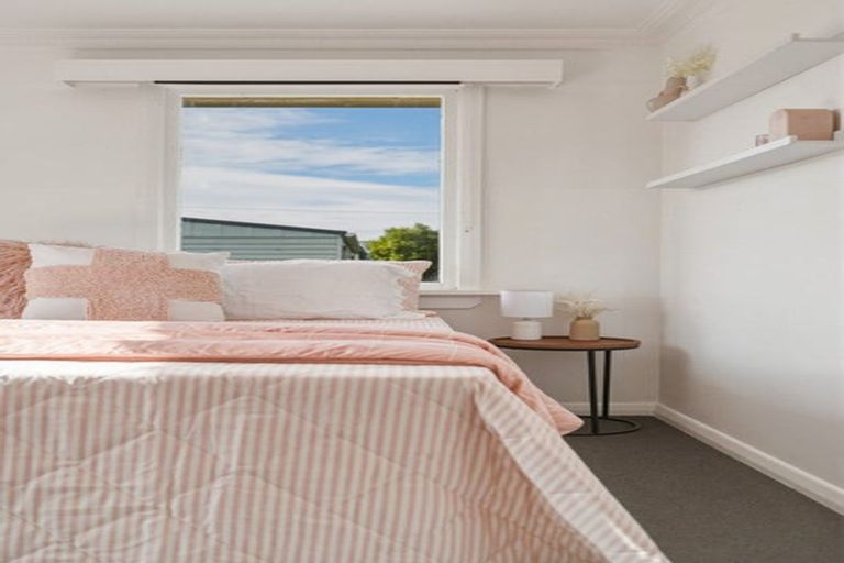 Photo of property in 73 Mcdonald Street, Mosgiel, 9024