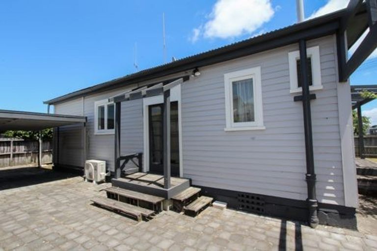 Photo of property in 11 Irvine Street, Frankton, Hamilton, 3204