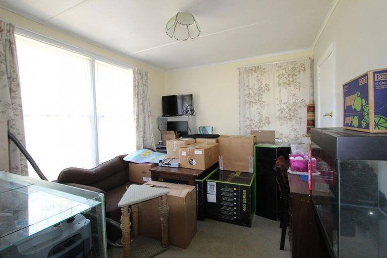 Photo of property in 17 Wilson Street, Pahiatua, 4910