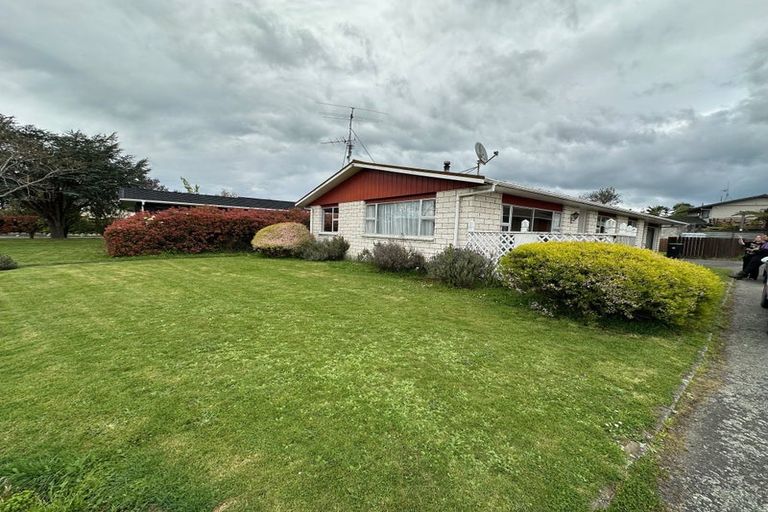 Photo of property in 11 Plunket Street, Solway, Masterton, 5810