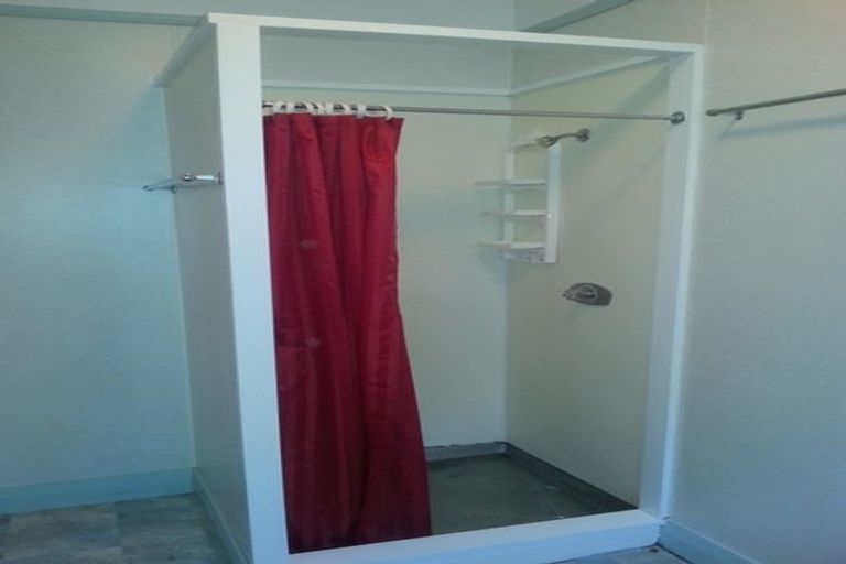 Photo of property in 18-20 Garden Road, Northland, Wellington, 6012