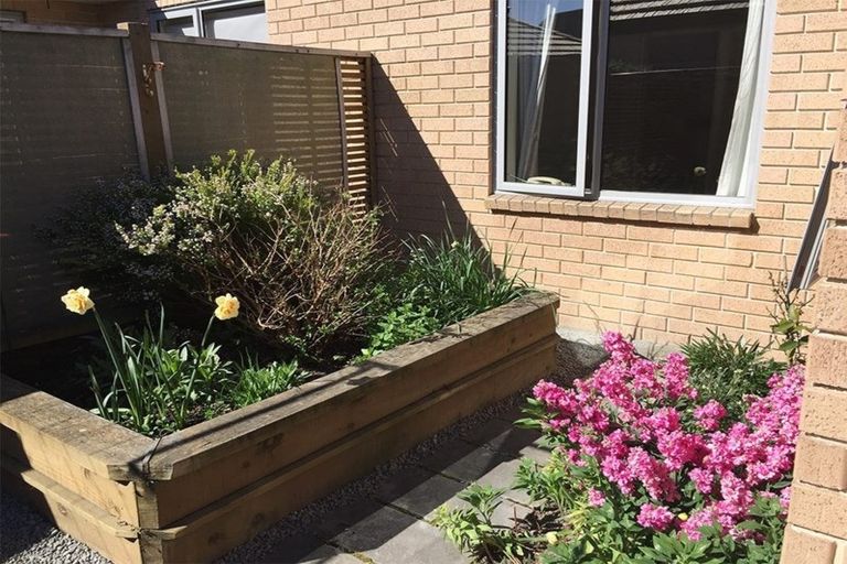 Photo of property in Yaldhurst Courts, 35/372 Yaldhurst Road, Russley, Christchurch, 8042