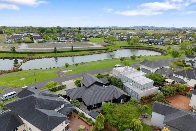 Photo of property in 10 Lake Drive, Karaka, Papakura, 2113