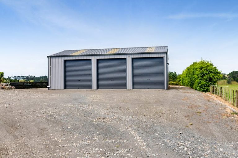 Photo of property in 281 Upland Road, Tarurutangi, New Plymouth, 4372