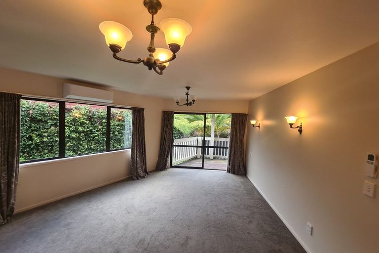 Photo of property in 10c Matipo Road, Mairangi Bay, Auckland, 0630