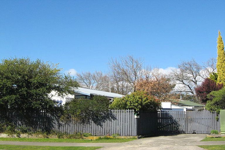 Photo of property in 5 Holt Place, Waipukurau, 4200