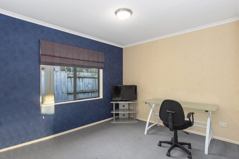 Photo of property in 34 Mcleod Place, Papamoa Beach, Papamoa, 3118