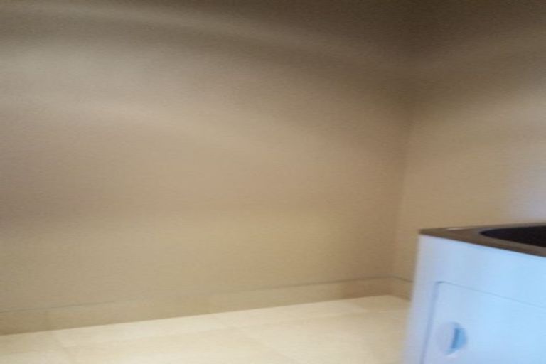 Photo of property in 112 Forrest Hill Road, Forrest Hill, Auckland, 0620