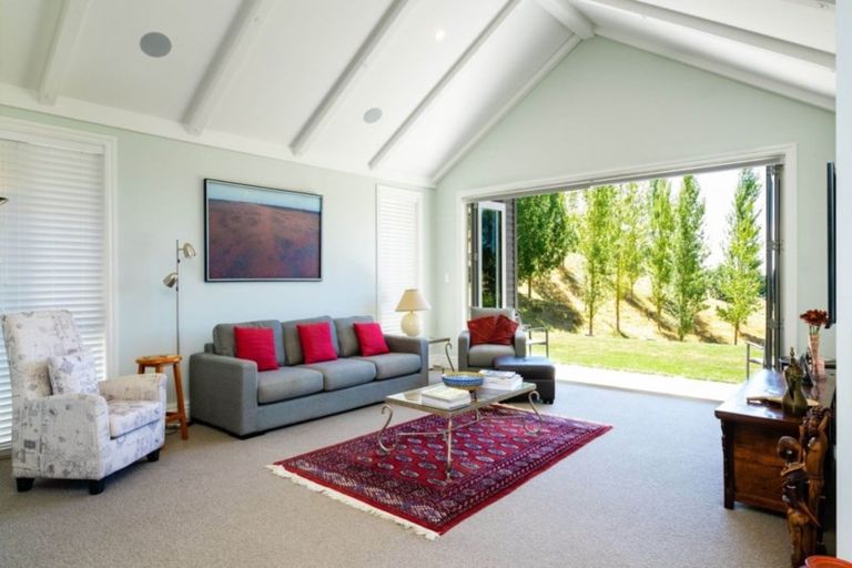 Photo of property in Riverton, 175 Lane Road, Havelock North, 4130