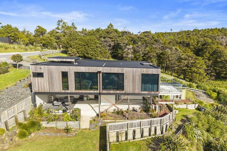 Photo of property in 397 Cames Road, Kaiwaka, Wellsford, 0975