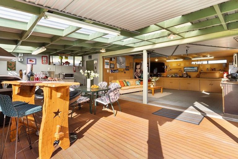 Photo of property in 3 Mack Place, Red Hill, Papakura, 2110