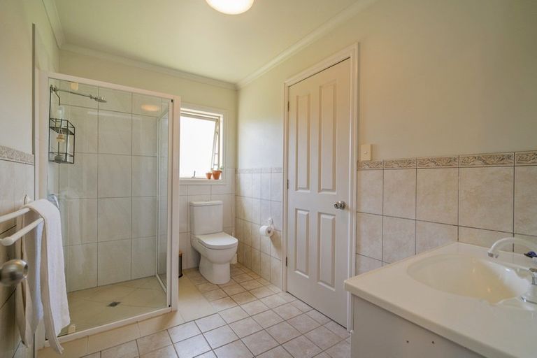 Photo of property in 3 Hawk Hill Crescent, Cooks Beach, Whitianga, 3591