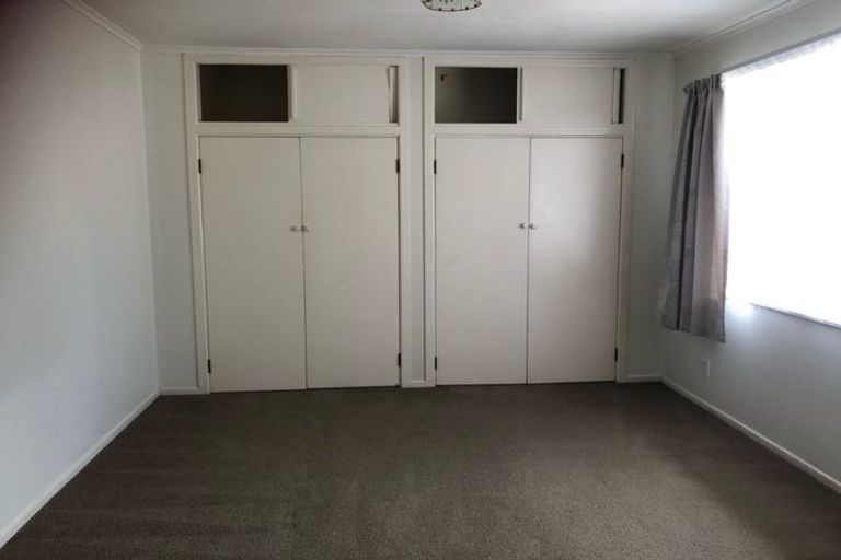 Photo of property in 3 Waverley Avenue, Glenfield, Auckland, 0629