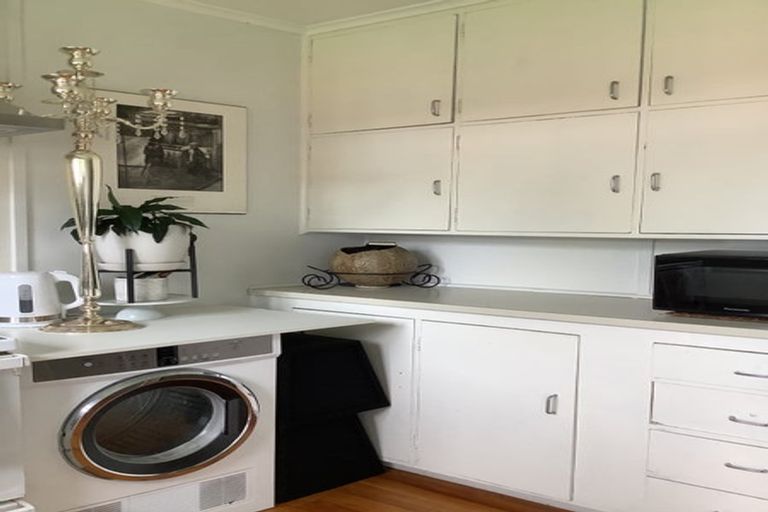 Photo of property in 1033b Fergusson Drive, Clouston Park, Upper Hutt, 5018