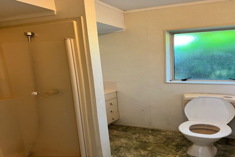 Photo of property in 2/10 Caldbeck Rise, Northpark, Auckland, 2013